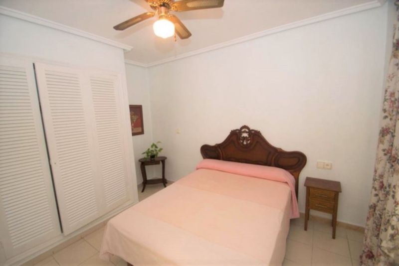 ST989: Duplex for Sale in Torrevieja, Alicante