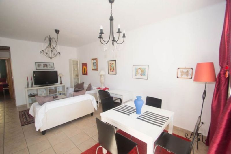 ST999: Tweezijdig te koop in Ciudad Quesada, Alicante